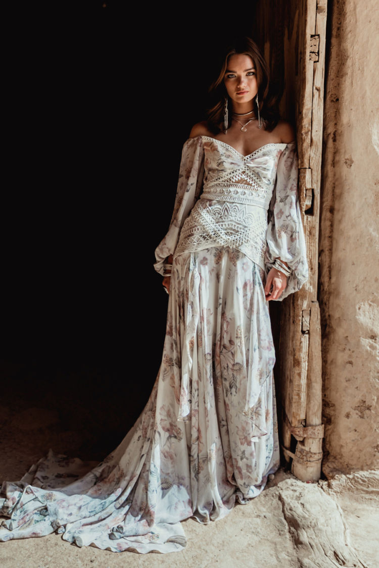 Свадебное платье в стиле бохо шик – обзор модных фасонов
