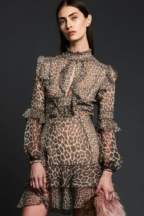 Леопардовое платье.  150 новых шикарных образов от модниц