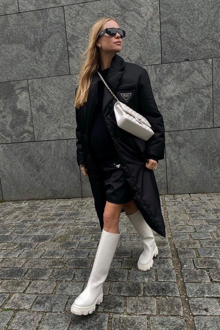Модные резиновые сапоги 2022. Как носить стильно?